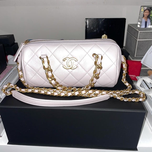 NEW 20A Chanel Bowler Crossbody Lilac Pink Bag - Picture 9 of 10